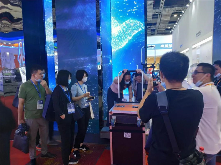 w66國際·利來技術上海工博會.jpg